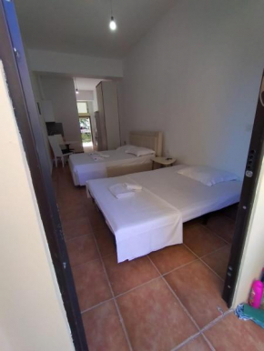 ARTEMISA APARTMENTS, Vlorë